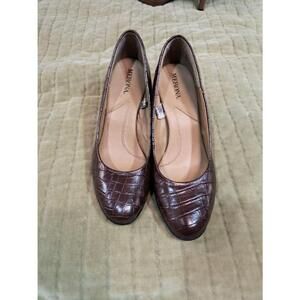 Merona leather heels